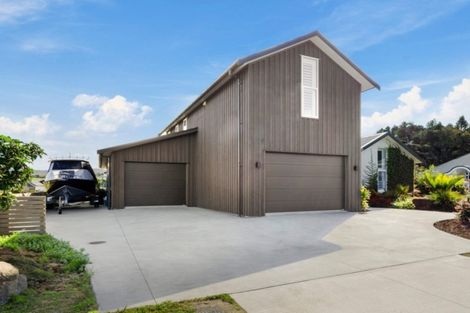 Photo of property in 13 Awanui Crescent, Matakana, Warkworth, 0985