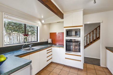 Photo of property in 77 Aorangi Road, Paraparaumu, 5032