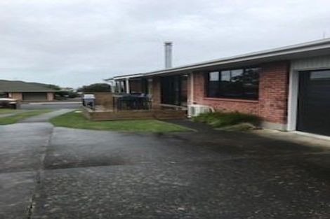 Photo of property in 25 Whitaker Street, Otumoetai, Tauranga, 3110