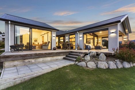 Photo of property in 19 Titoki Lane, Whangamata, 3691