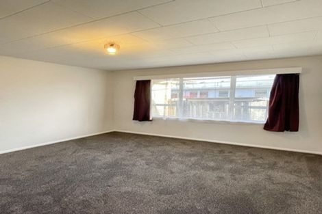 Photo of property in 24a Oregon Drive, Maoribank, Upper Hutt, 5018