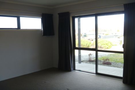 Photo of property in 47 Shields Street, Clyde, 9330