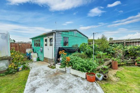 Photo of property in 36 Holloway Street, Waikiwi, Invercargill, 9810