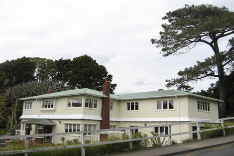 Photo of property in 7 Victoria Road, New Plymouth, 4310