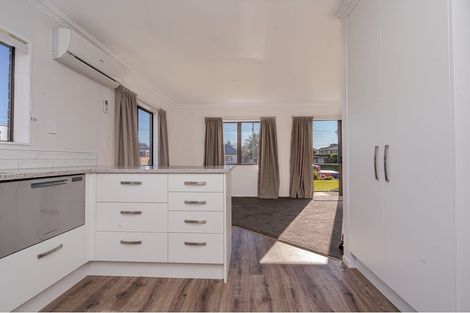 Photo of property in 30b Fort Street, Cambridge, 3434