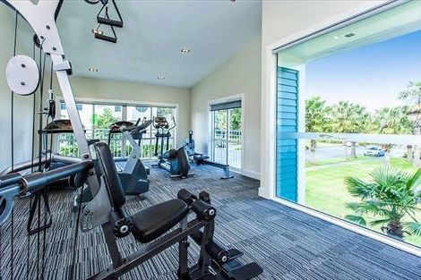 Photo of property in 7 Eaves Bush Parade, Orewa, 0931