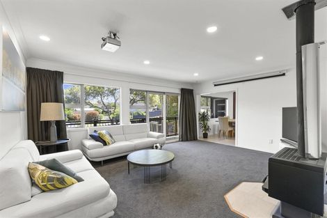 Photo of property in 6 Himalaya Drive, Half Moon Bay, Auckland, 2012