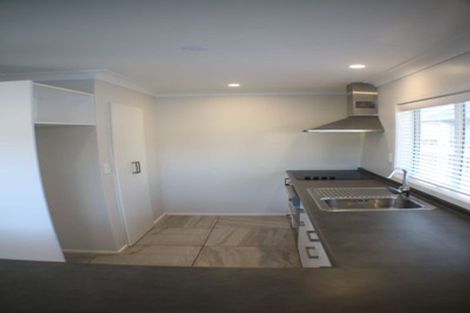 Photo of property in 20a Plunket Avenue, Papatoetoe, Auckland, 2104