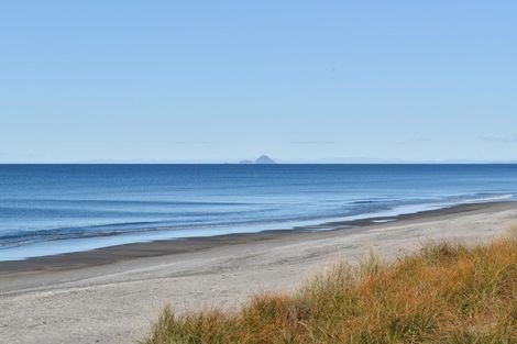 Photo of property in 242 Pukehina Parade, Pukehina, Te Puke, 3189