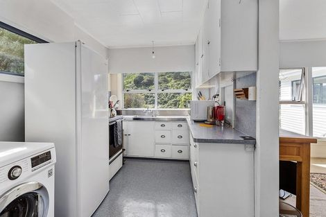 Photo of property in 53 Silverstream Road, Crofton Downs, Wellington, 6035