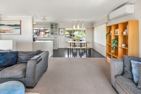 Photo of property in 7 Sunnyview Avenue, Shelly Park, Auckland, 2014