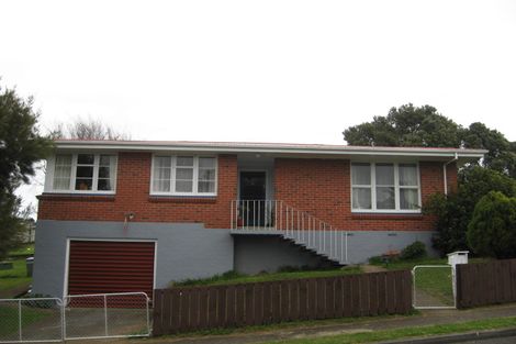 Photo of property in 2 Anson Place, Westown, New Plymouth, 4310