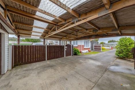 Photo of property in 16 Charles Street, Clouston Park, Upper Hutt, 5018
