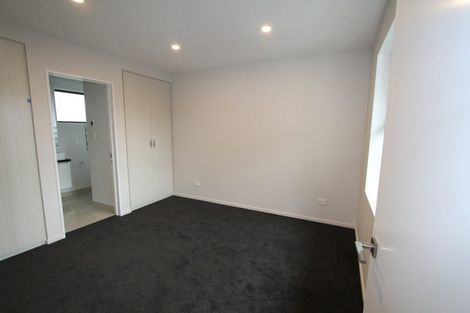 Photo of property in 8 Shingle Street, Sydenham, Christchurch, 8023