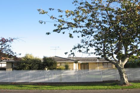 Photo of property in 3 Renata Road, Otaki, 5512