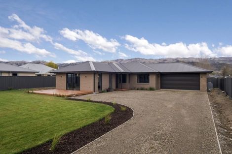 Photo of property in 78 Stratford Drive, Mount Pisa, Cromwell, 9383