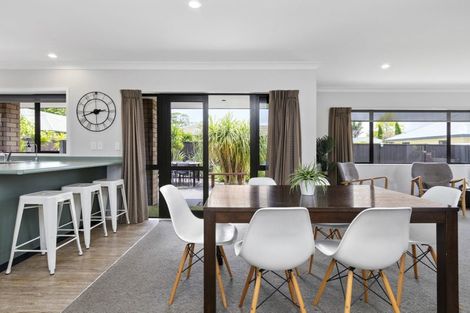 Photo of property in 5 Guildford Place, Rototuna North, Hamilton, 3210