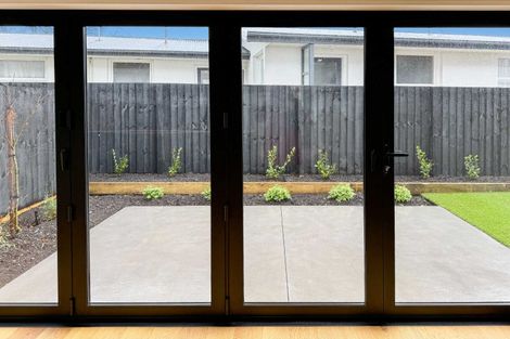 Photo of property in 2/117 Hills Road, Edgeware, Christchurch, 8013