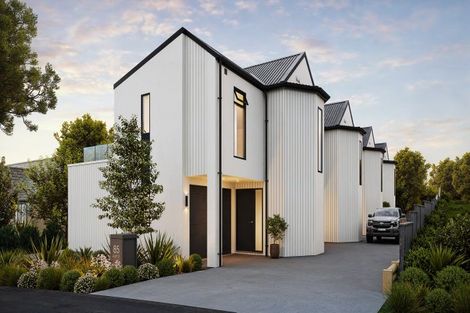Photo of property in 85 Eliot Street, New Plymouth, 4310