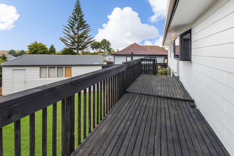 Photo of property in 7 Anglers Way, Wattle Downs, Auckland, 2102