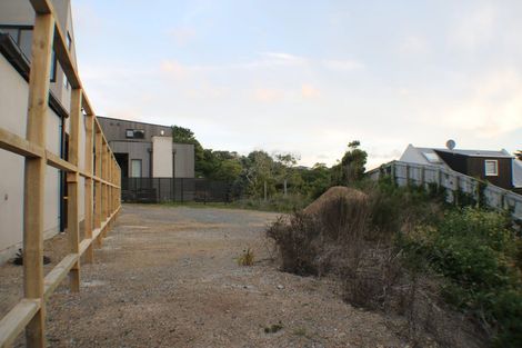 Photo of property in 10 Highfield Place, Korokoro, Lower Hutt, 5012