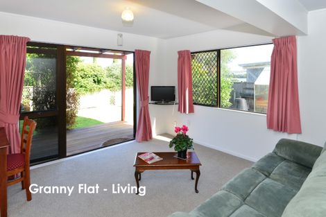 Photo of property in 61 Maygrove Drive, Orewa, 0931