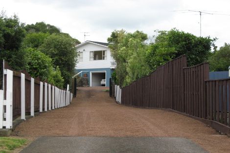 Photo of property in 21 Chipping Dale, Mangere Bridge, Auckland, 2022