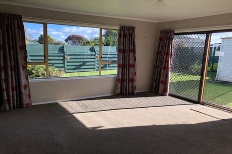 Photo of property in 2/19 Tatariki Street, Rosehill, Papakura, 2113