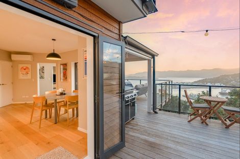 Photo of property in 30 Gilmour Terrace, Lyttelton, 8082