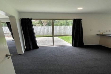 Photo of property in 9 Ashtead Lane, Sockburn, Christchurch, 8042