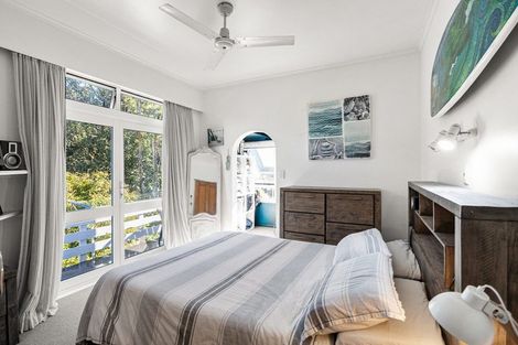 Photo of property in 28 Carrington Street, New Plymouth, 4310