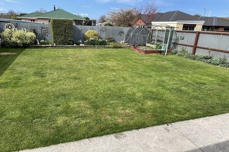 Photo of property in 22 Kinley Street, Rangiora, 7400