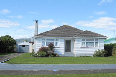 Photo of property in 12 Bowen Street, Levin, 5510