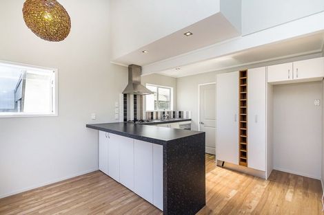 Photo of property in 2/10 Kiekie Road, Mangere Bridge, Auckland, 2022