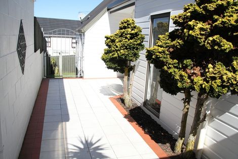 Photo of property in 8b Himalaya Crescent, Lynfield, Auckland, 1042