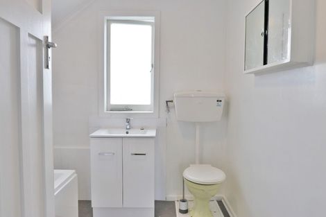 Photo of property in 44a Albert Road, Devonport, Auckland, 0624