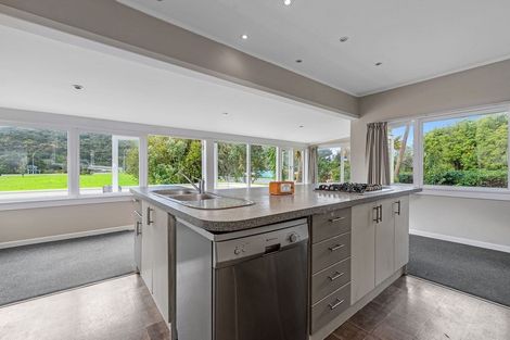 Photo of property in 1 Weranui Road, Waiwera, Orewa, 0994