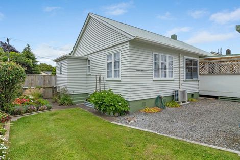 Photo of property in 68 Conway Road, Eltham, 4322