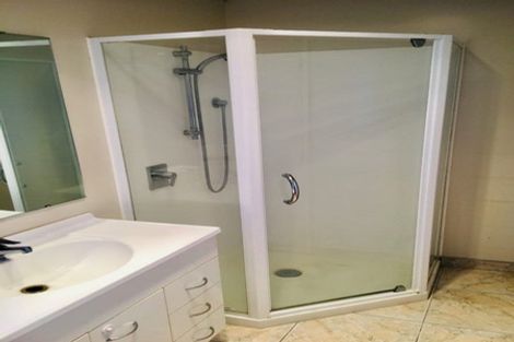 Photo of property in 102a Pah Road, Papatoetoe, Auckland, 2025