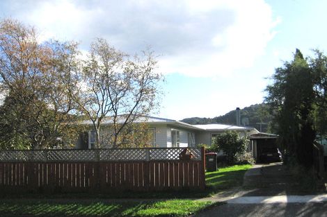 Photo of property in 3 Mitimiti Grove, Wainuiomata, Lower Hutt, 5014