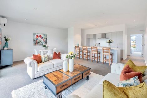 Photo of property in 3/27 Dida Park Drive, Kumeu, 0810