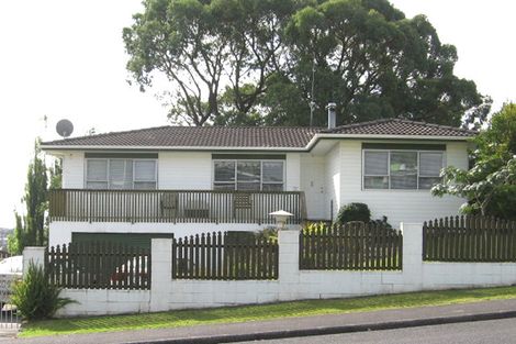 Photo of property in 60 Widmore Drive, Massey, Auckland, 0614