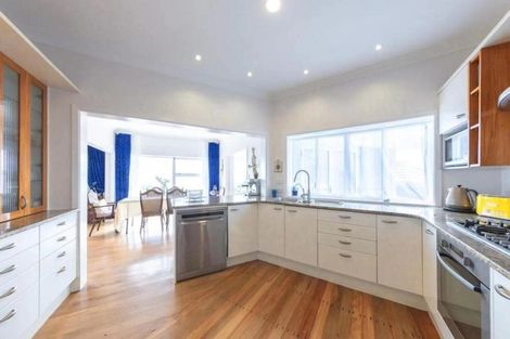 Photo of property in 84 Mellons Bay Road, Mellons Bay, Auckland, 2014