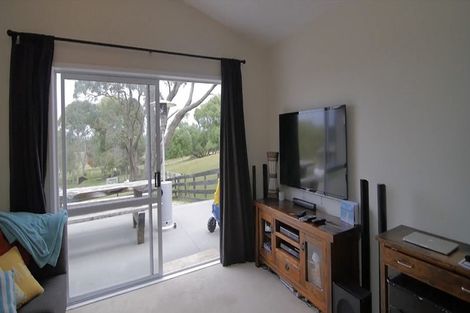 Photo of property in 67 Horseshoe Bush Road, Dairy Flat, Albany, 0794