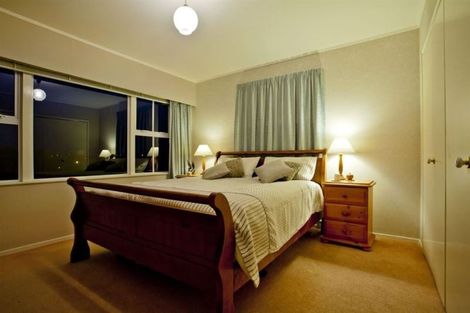 Photo of property in 24 Waitemata Road, Hauraki, Auckland, 0622