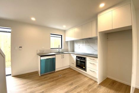 Photo of property in 321d Pakuranga Road, Pakuranga Heights, Auckland, 2010