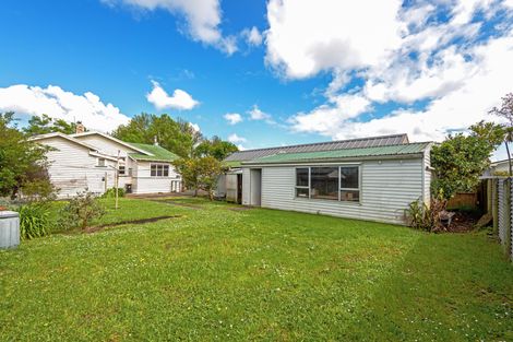 Photo of property in 9 Milverton Avenue, Hokowhitu, Palmerston North, 4410