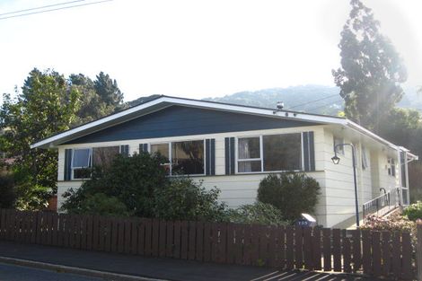 Photo of property in 135 Wakari Road, Helensburgh, Dunedin, 9010