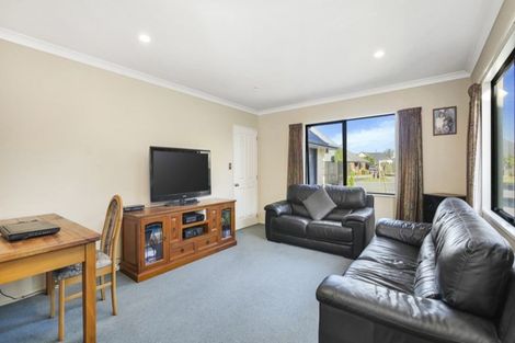 Photo of property in 17 Mountain View Place, Leeston, 7632
