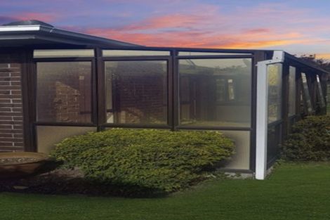 Photo of property in 10b Sharivari Place, Conifer Grove, Takanini, 2112